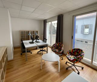 Open Space  4 postes Coworking Rue Foriel Valence 26000 - photo 1